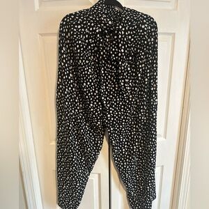 Forever 21 Black and White Patterned Wide Leg Pants
